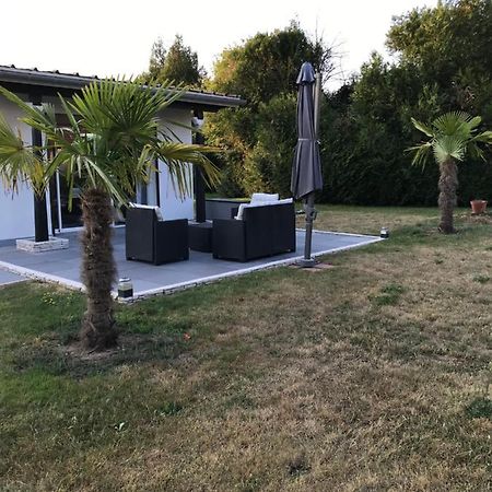 Maison Conviviale Puy-Guillaume Exteriör bild